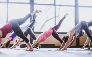 Fitness_group_physical_493141